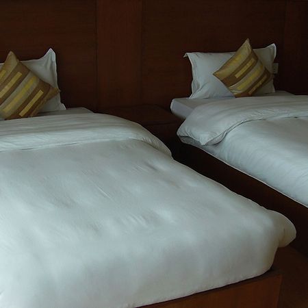 Ratnagiri Resort Bhatgoan Buitenkant foto